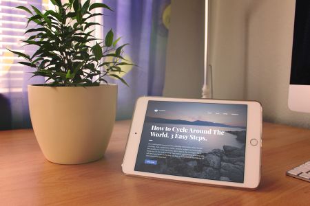 高清立式使用场景iPadMini4样机素材
