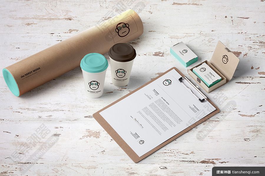 淡雅背景侧面碟片杯子名片iPad徽章信封吊牌等样机素材