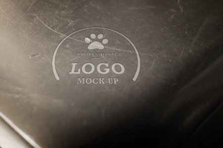 高清黑色亚克力表面凹印logo材质样机素材