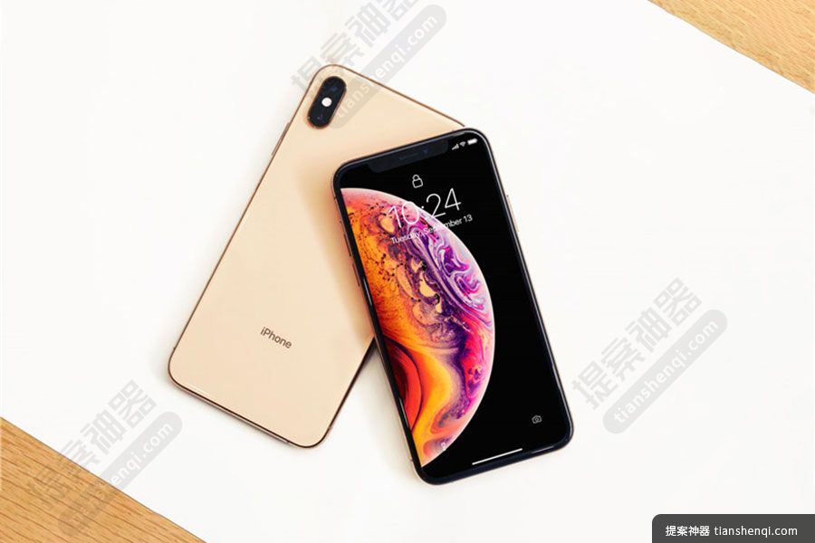 白色背景金色iPhone-Xs屏幕可更换细节展示样机素材